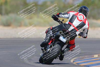 media/Sep-25-2023-Moto Forza (Mon) [[81ffa65e0a]]/B-C Group/Session 4 (Turn 2 Backside)/